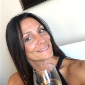 Meet your Posher, Romina